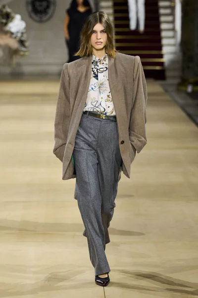 Look 47
